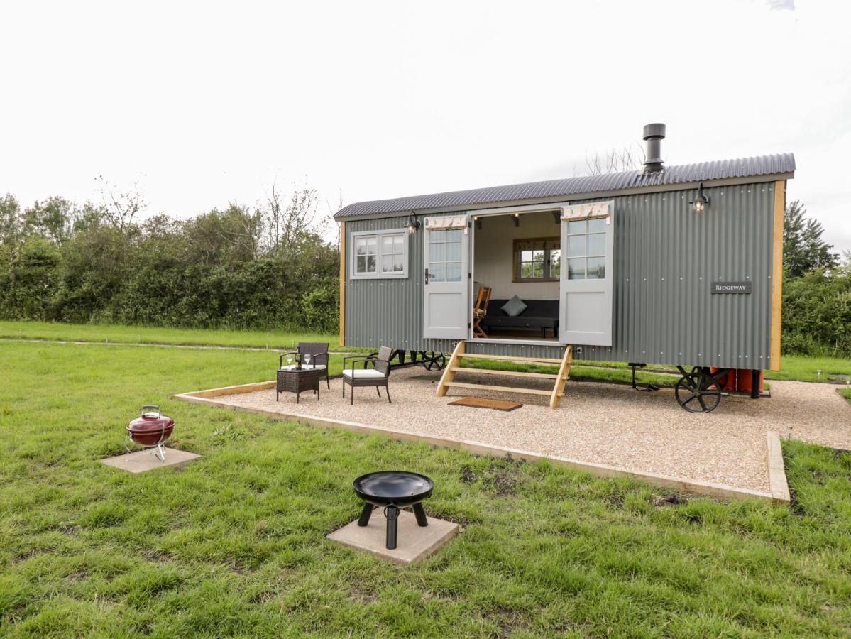 Ridgeway Villa Faringdon Exterior foto